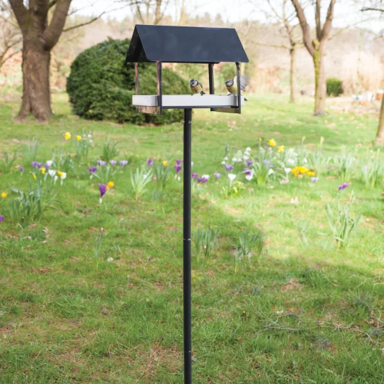 Годівничка для пташок на штекері