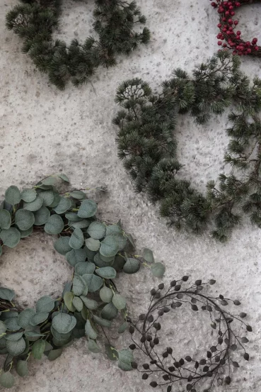 Віночок з штучного кедра, 40 см