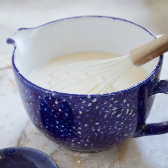 Чаша для змішування з ручкою,26 см