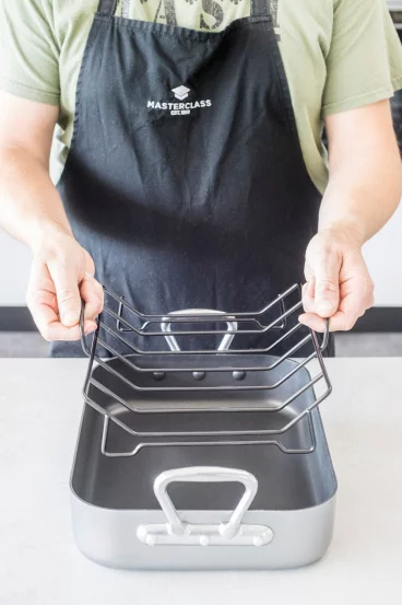 Форма для запікання MasterClass з антипригарним покриттям та ручками, 36&times;27 см