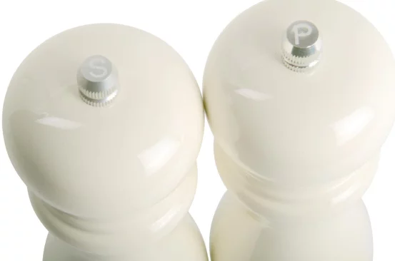 Набір сільничка та перечниця Cream