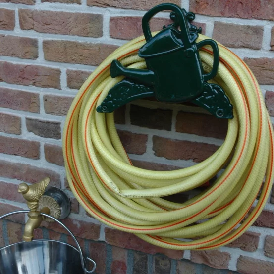 Настінний тримач шланга